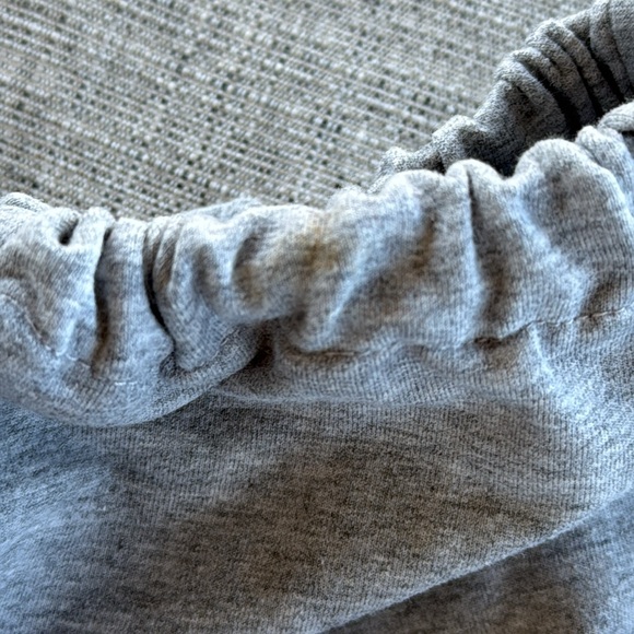 Yidarton Joggers - Picture 2 of 5